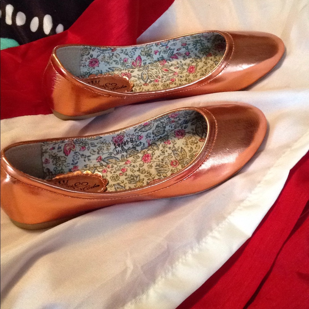 Marilyn Moda Rosey Gold Copper Flats Women 6